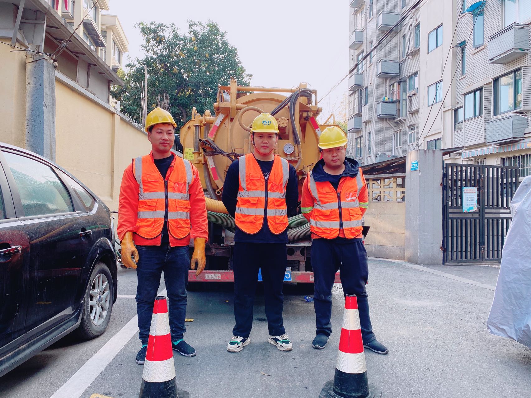 大庄南京某小区管道清淤检测施工